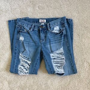Ripped ankle length jeans *FREE SHIPPING*